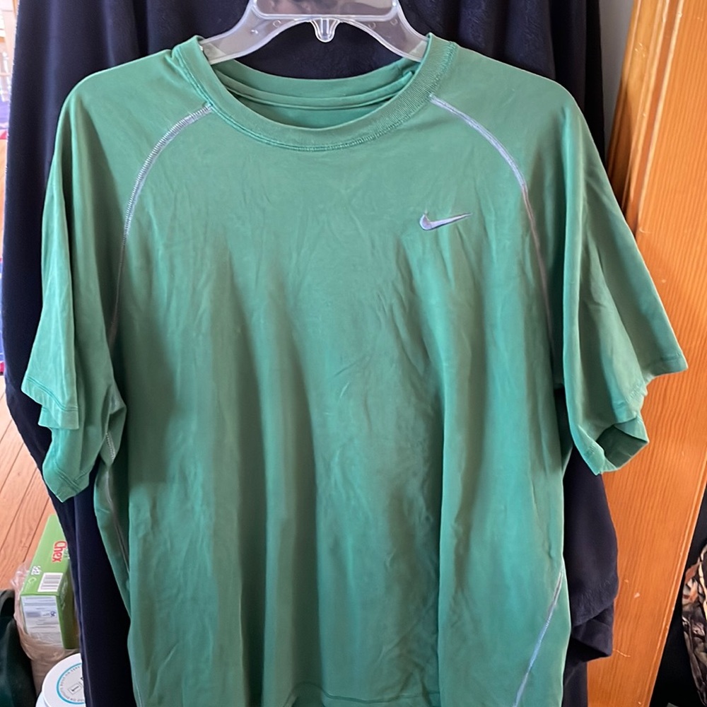 Mens Nike XL T-shirt